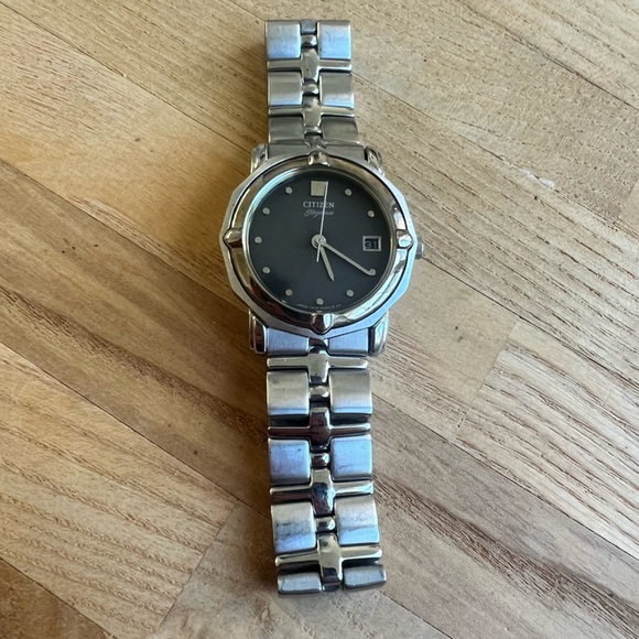Citizen elegance ladies black dial silver tone dress watch NEW BATTERY main image 7